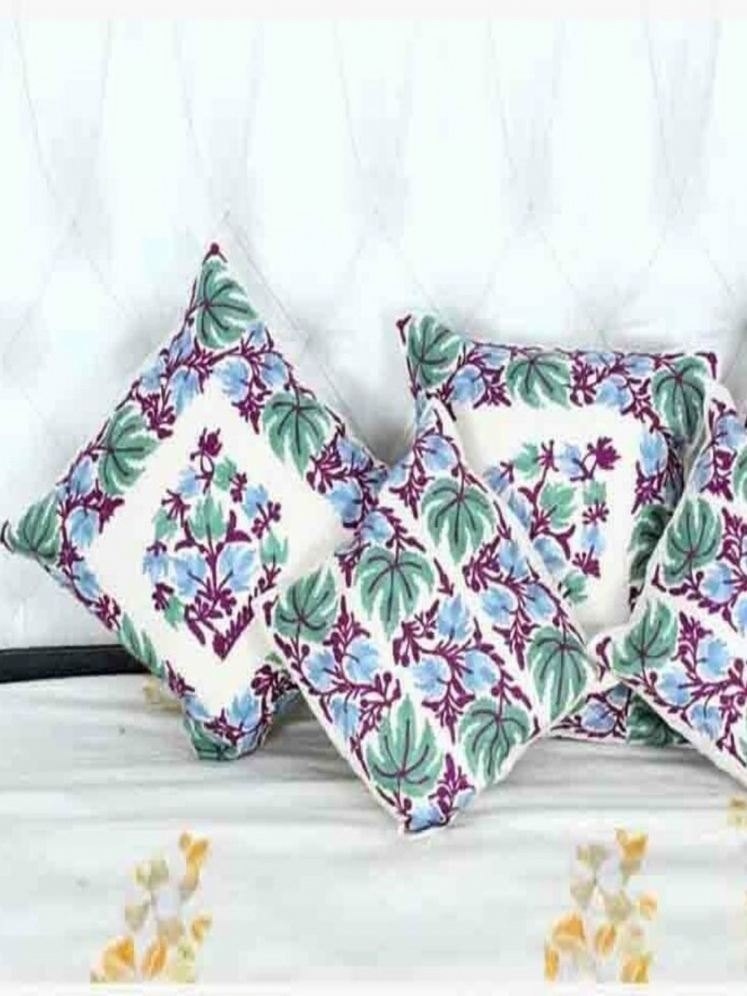 

AlBasir Off White & Blue 5 Pieces Floral Printed Cotton Square Cushion Covers