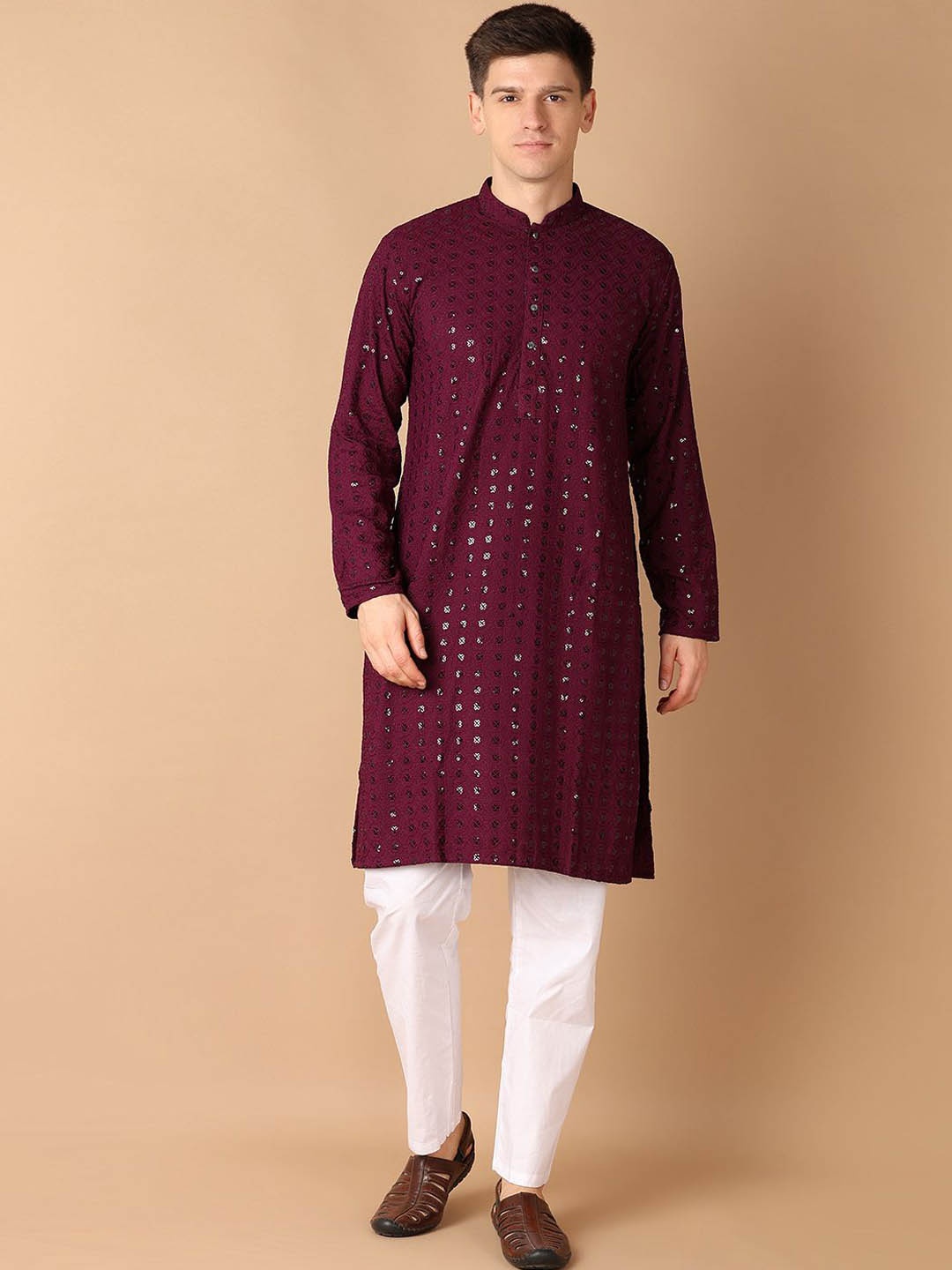 

V-Mart Floral Embroidered Sequinned Mandarin Collar Straight Kurta with Pyjamas, Purple