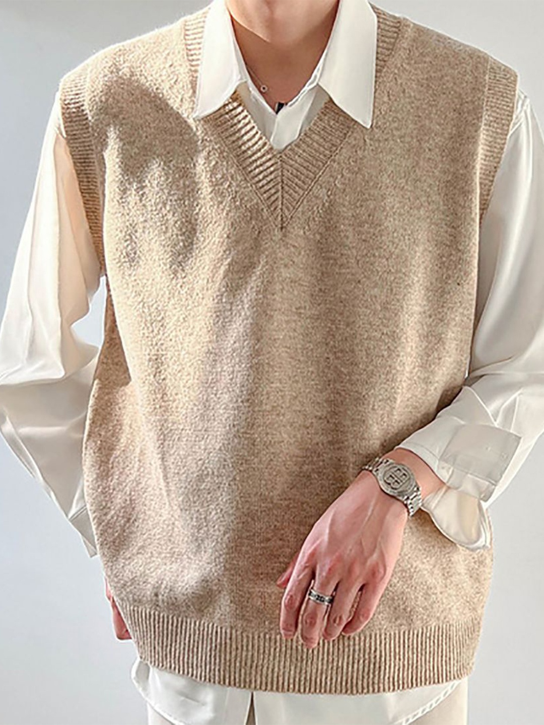 

StyleCast x Revolte Men Solid V-Neck Pullover, Beige