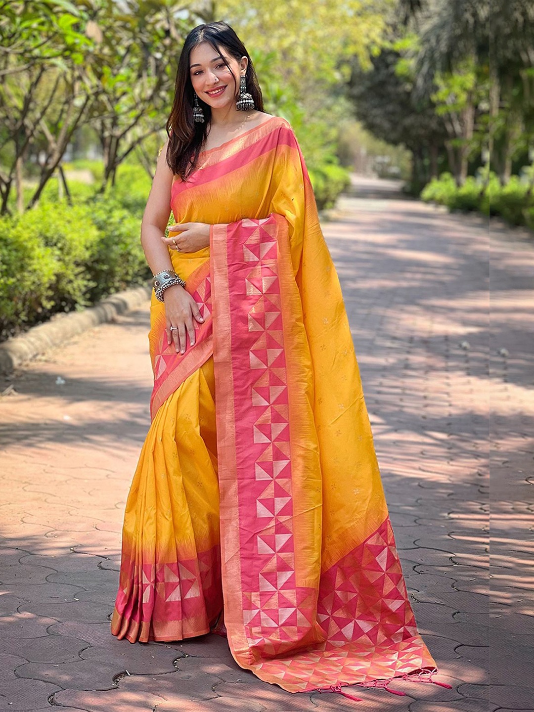 

Mitera Woven Design Banarasi Saree, Yellow