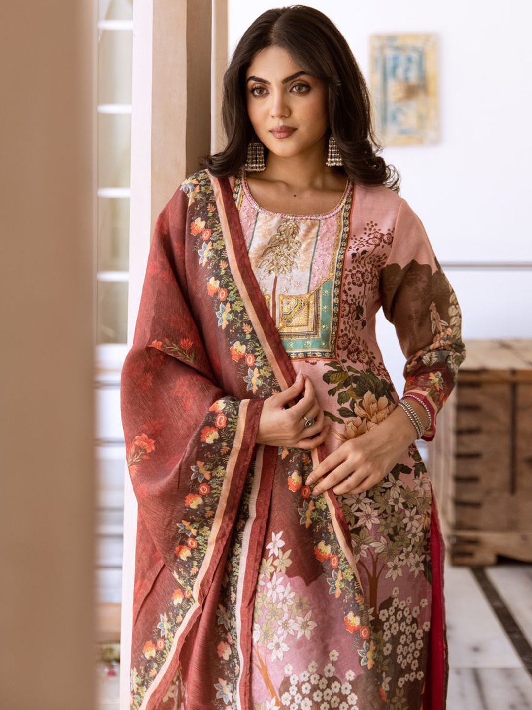 

Anouk Floral Printed Sequinned Cotton Silk Regular Straight Kurta with Trousers & Dupatta, Pink