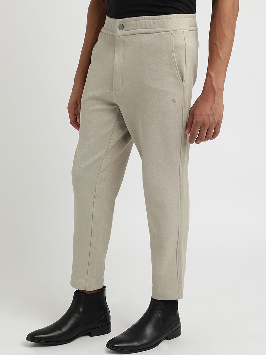 

Calvin Klein Jeans Men Easy Wash Pleated Trousers, Beige