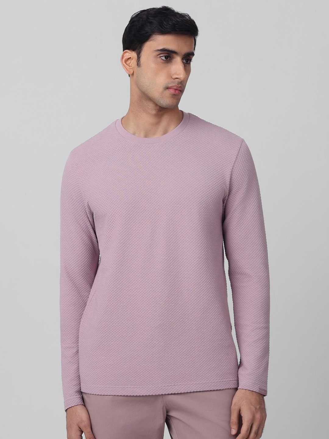 

Mufti Men Self Design Round Neck Cotton Slim Fit T-shirt, Purple