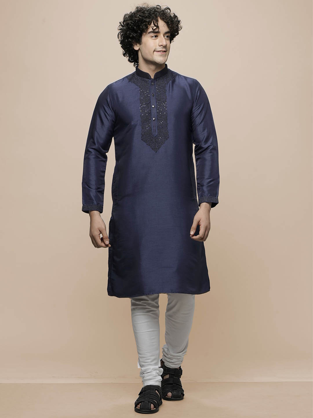 

MAAHI FABS Floral Yoke Design Mandarin Collar Thread Work Straight Kurta with Churidar, Blue