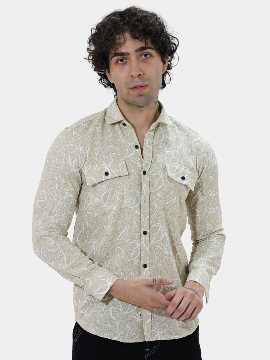 

BOTABOCHI Men Classic Spread Collar Floral Printed Cotton Slim Fit Party Shirt, Beige