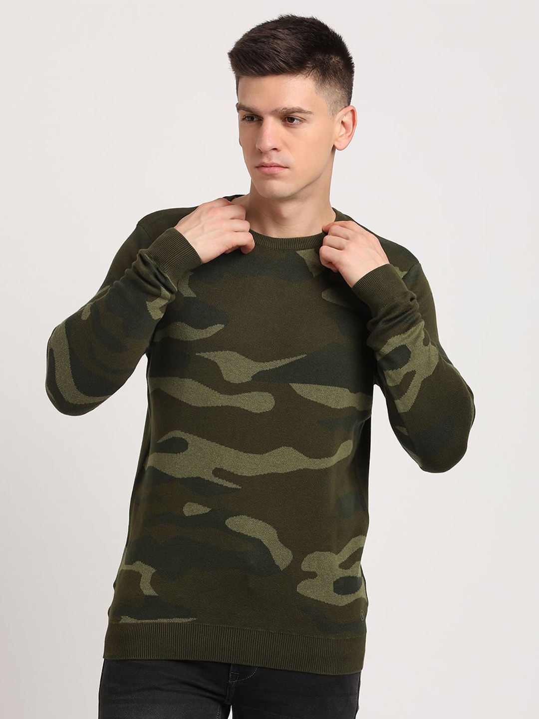 

Turtle Men Printed Long Sleeves Pullover, Olive