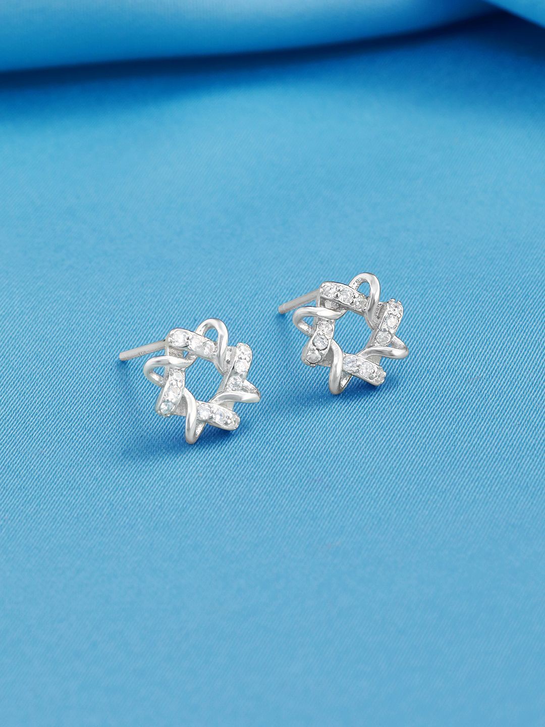 

Zavya 925 Sterling Silver Rhodium-Plated Cubic Zirconia Studded Floral Studs