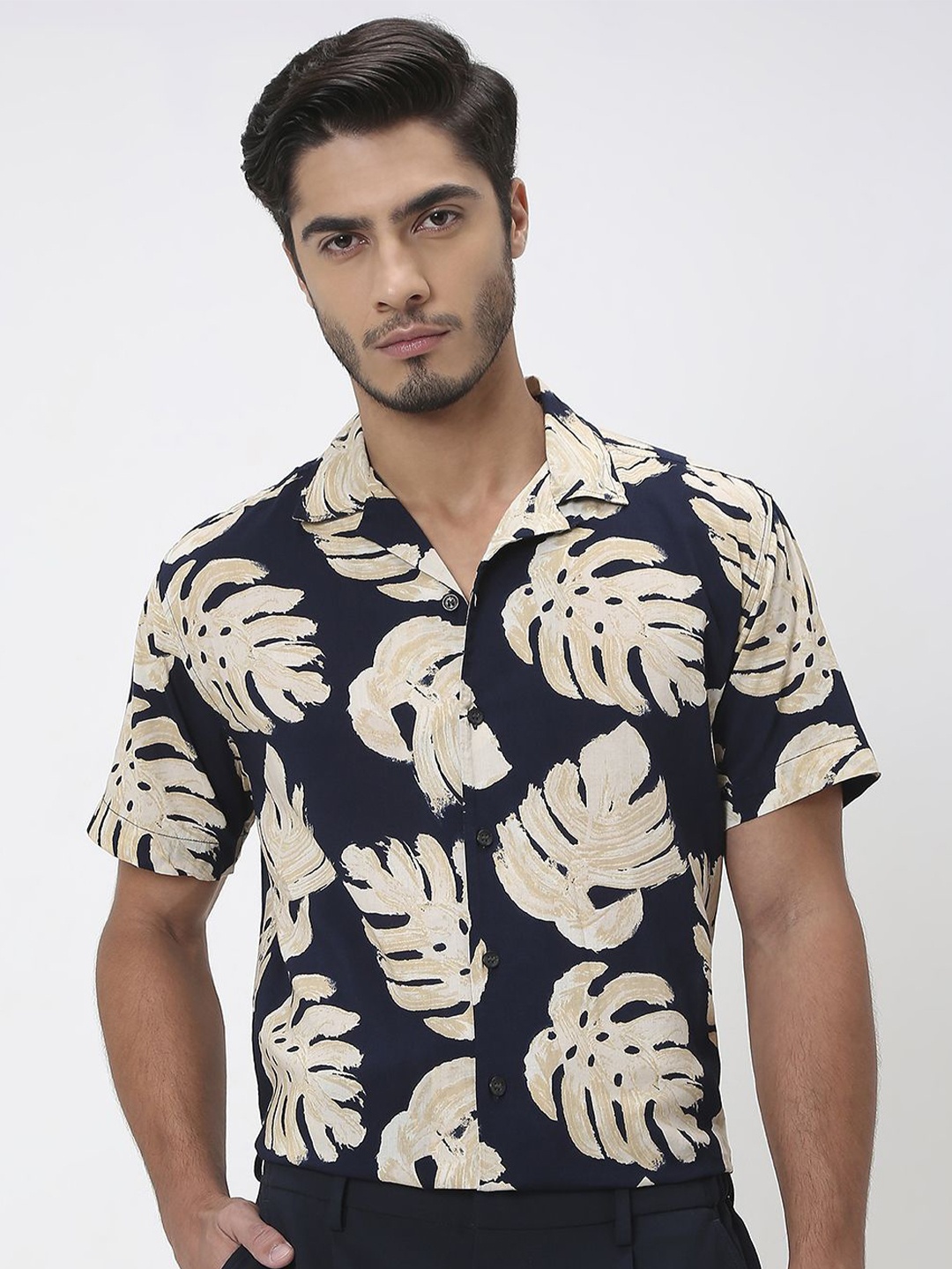 

Mufti Men Cuban Collar Floral Printed Cotton Relaxed Fit Casual Shirt, Navy blue
