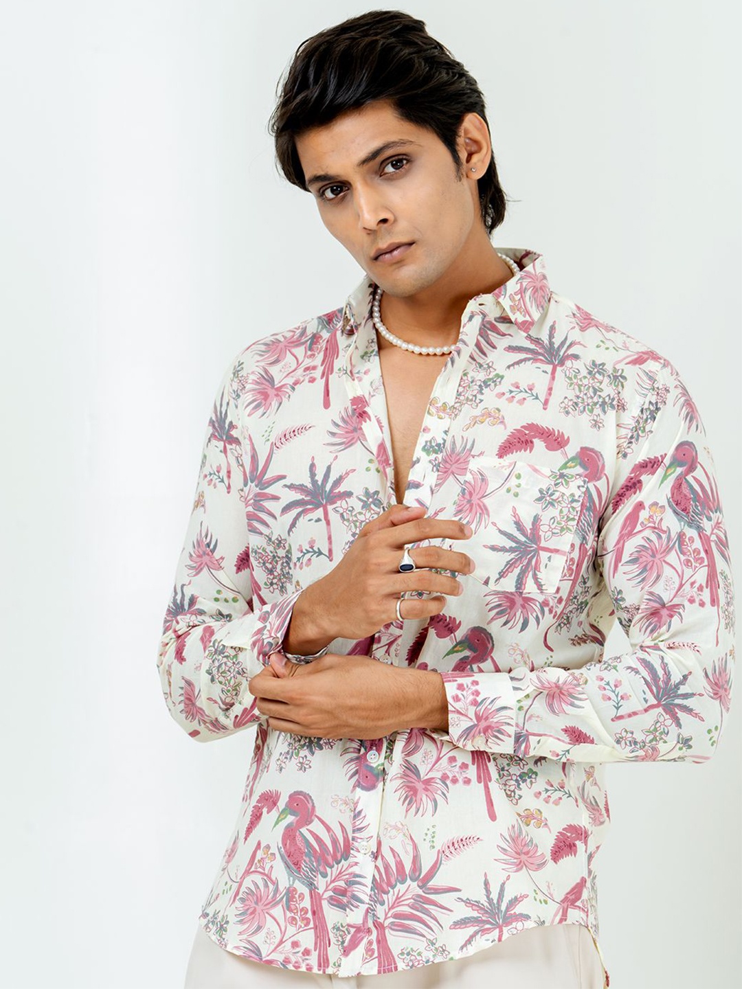 

Tistabene Men Comfort Spread Collar Floral Printed Cotton Casual Shirt, Off white