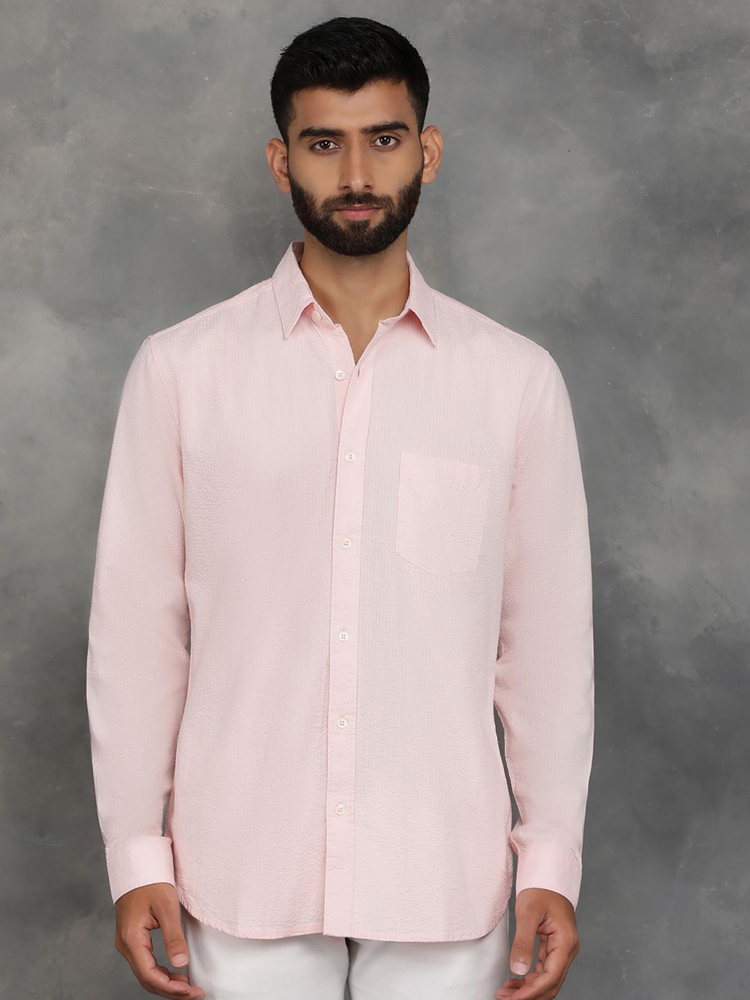 

JADE BLUE Men Cutaway Collar Textured Striped Cotton Slim Fit Casual Shirt, Pink