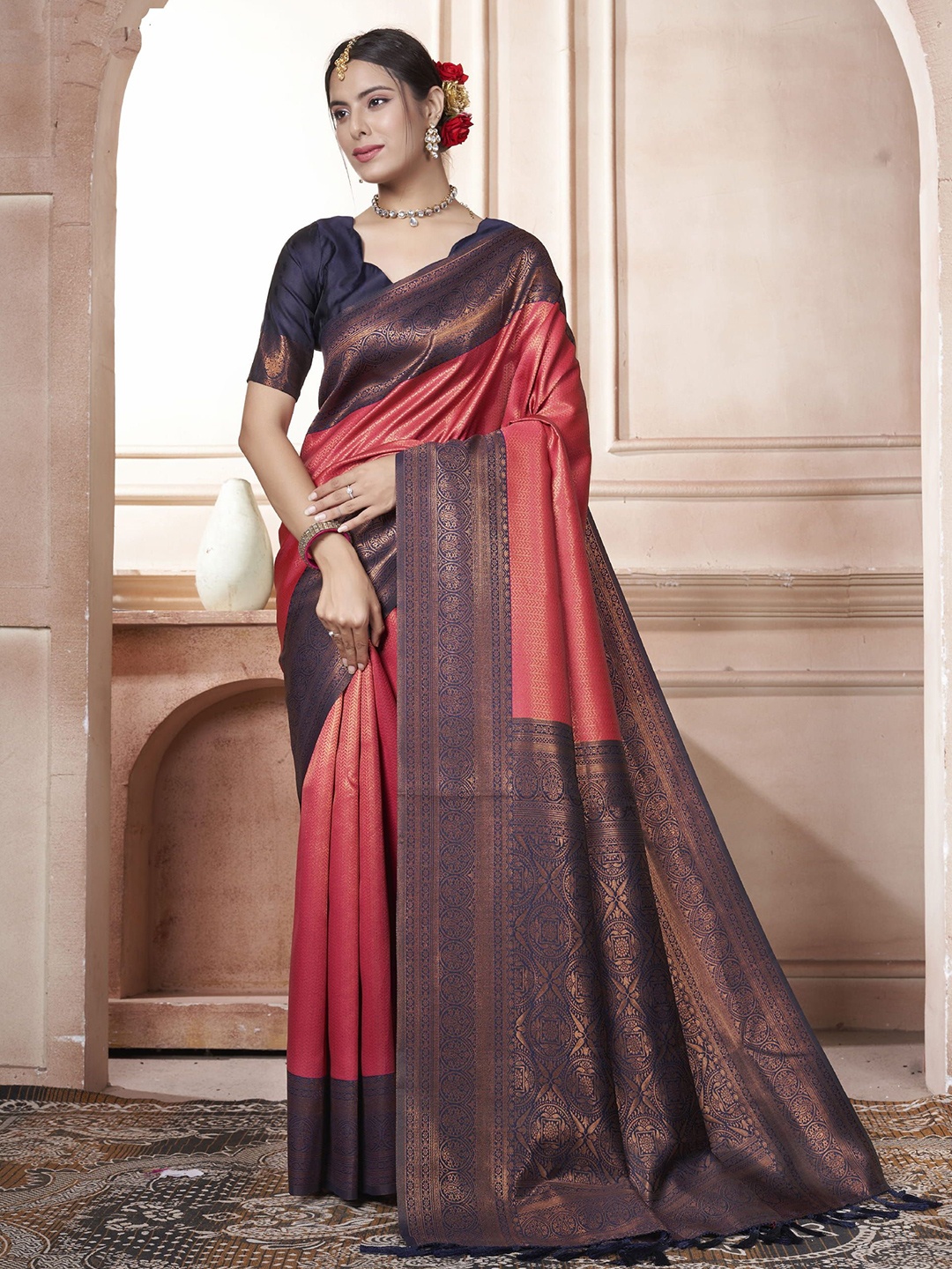 

KAYOMMI Solid Woven Design Zari Kanjeevaram Saree, Orange