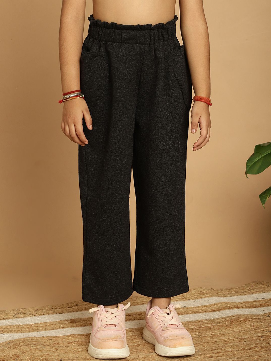 

MINI & MING Girls Relaxed Low-Rise Easy Wash Pleated Regular Trousers, Charcoal