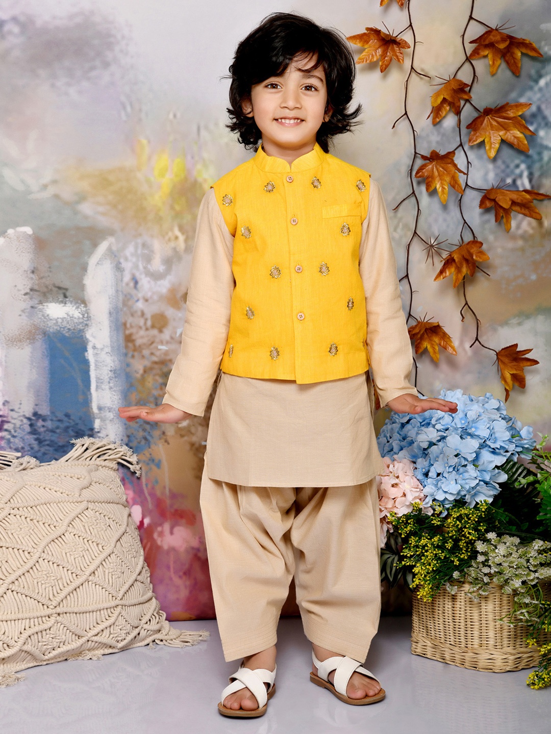 

MUDKID Boys Regular Pure Cotton Kurta with Salwar, Yellow