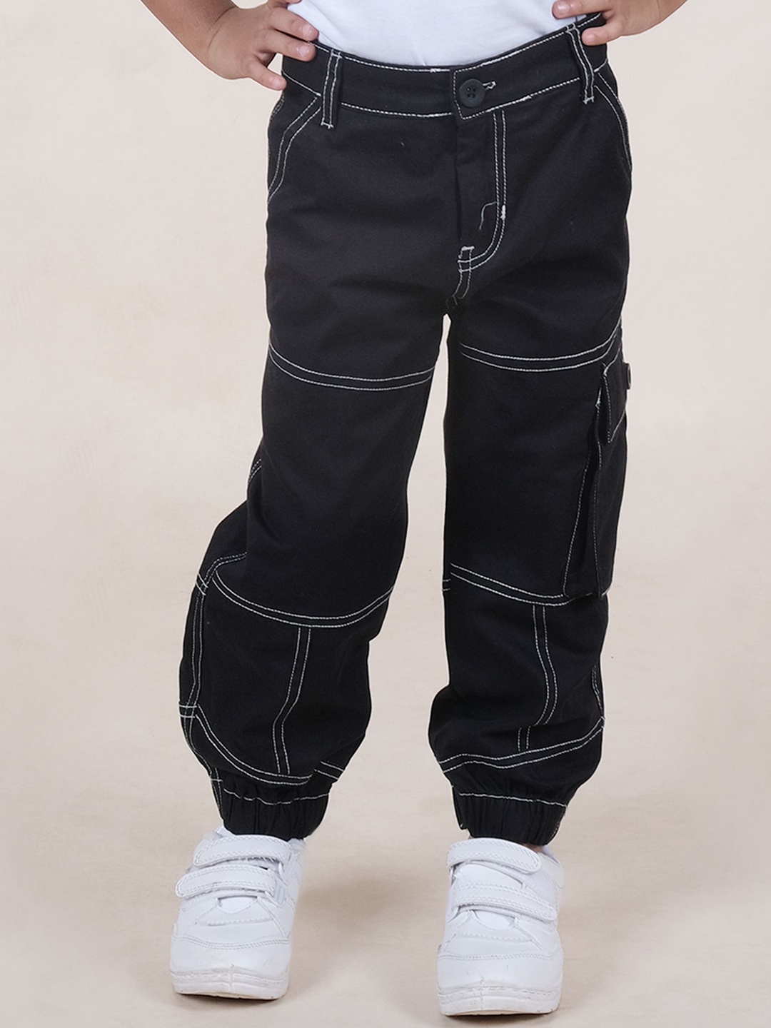 

KiddoPanti Boys Cotton Solid Smart Cargo Trousers, Black