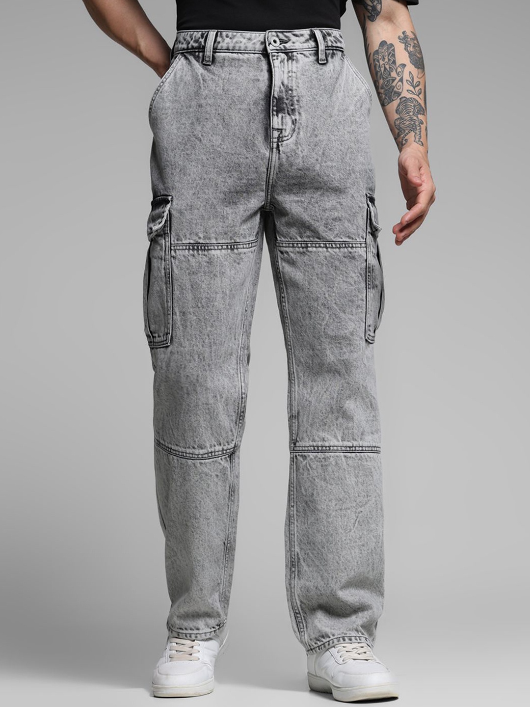 

Jack & Jones Men Relaxed Fit Low-Rise Light Fade Jeans, Grey