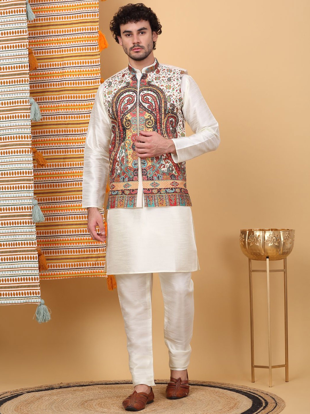 

KRAFT INDIA LUXE Mandarin Collar Straight Kurta with Churidar & Printed Nehru Jacket, Cream