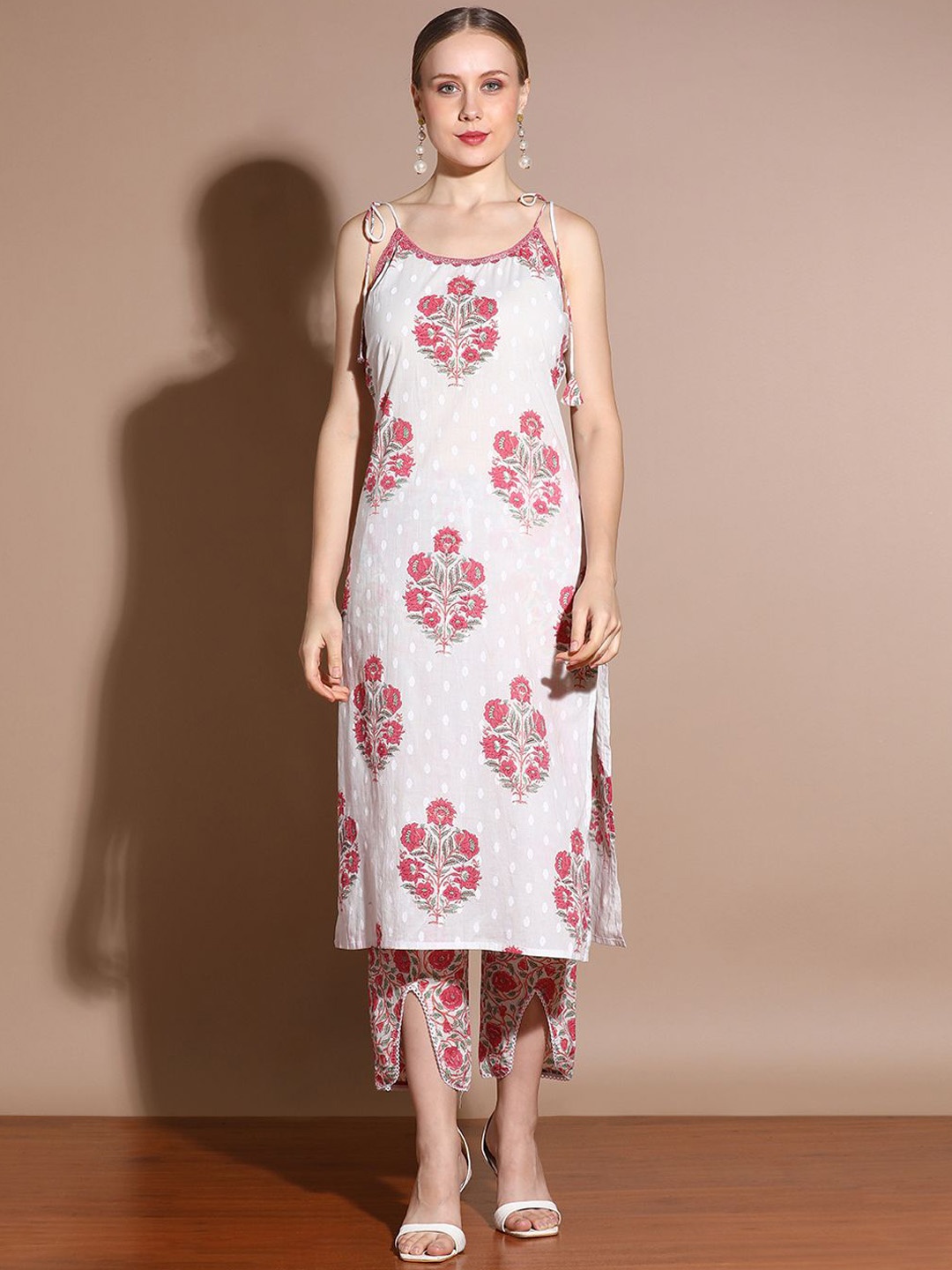 

Anouk Floral Printed Regular Pure Cotton Straight Kurta with Trousers, White