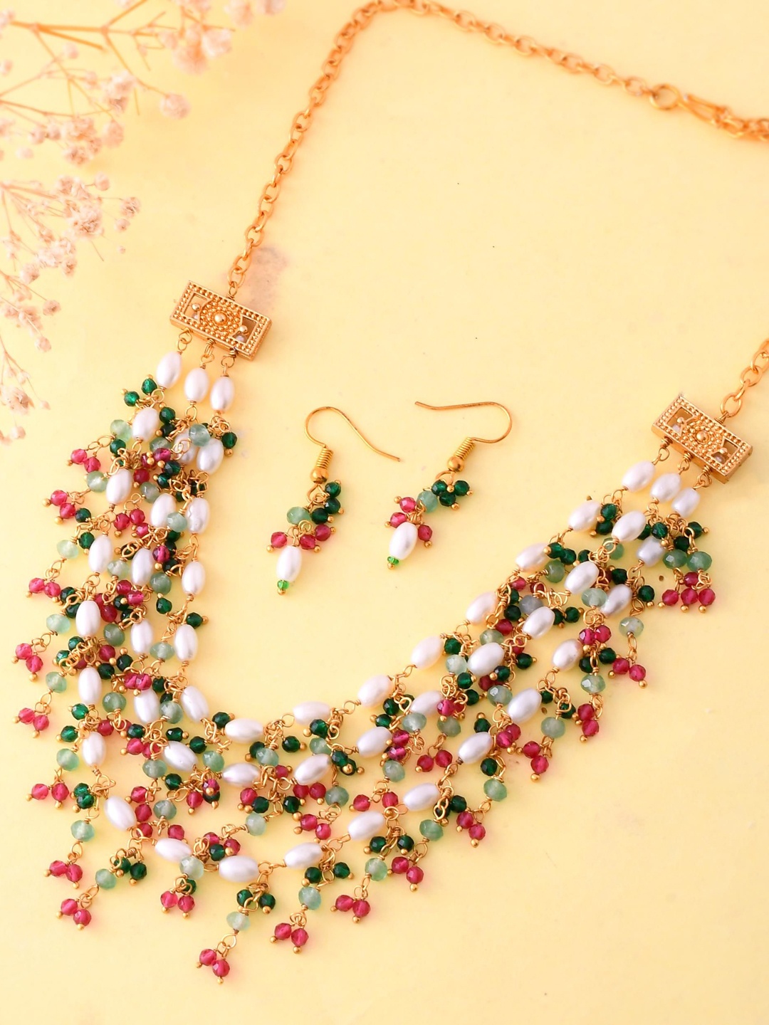 

DASTOOR Gold-Plated Beaded Jewellery Set