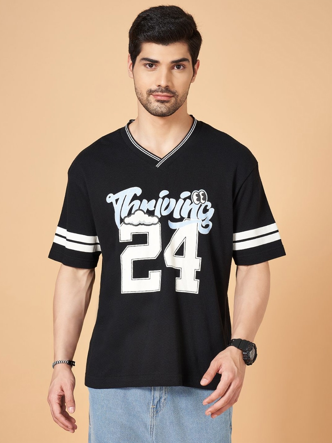 

People Men Varsity Printed V-Neck Boxy Cotton T-shirt, Black