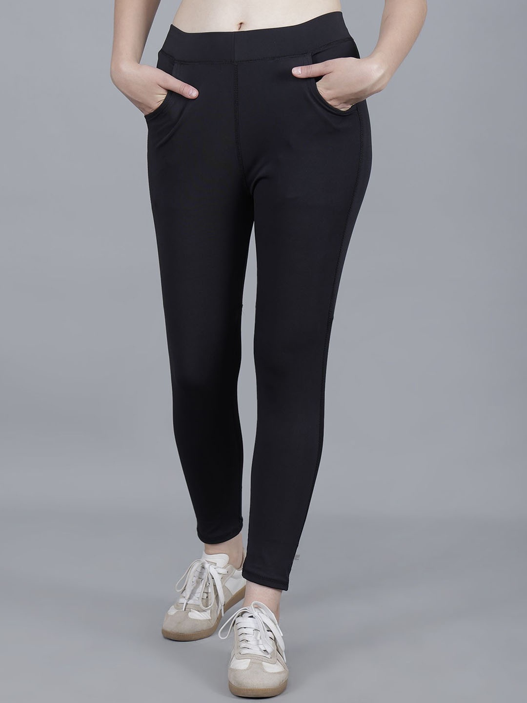 

DYWER Women Solid Slim-Fit Ankle-Length Tights, Black