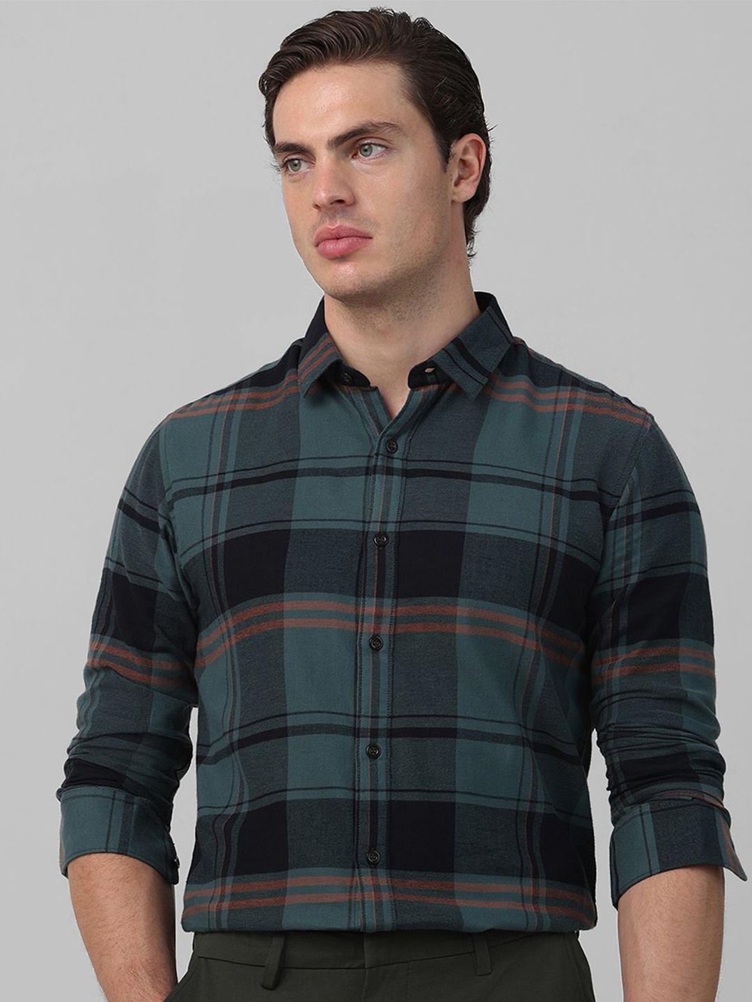 

Mufti Men Spread Collar Checked Cotton Slim Fit Casual Shirt, Grey