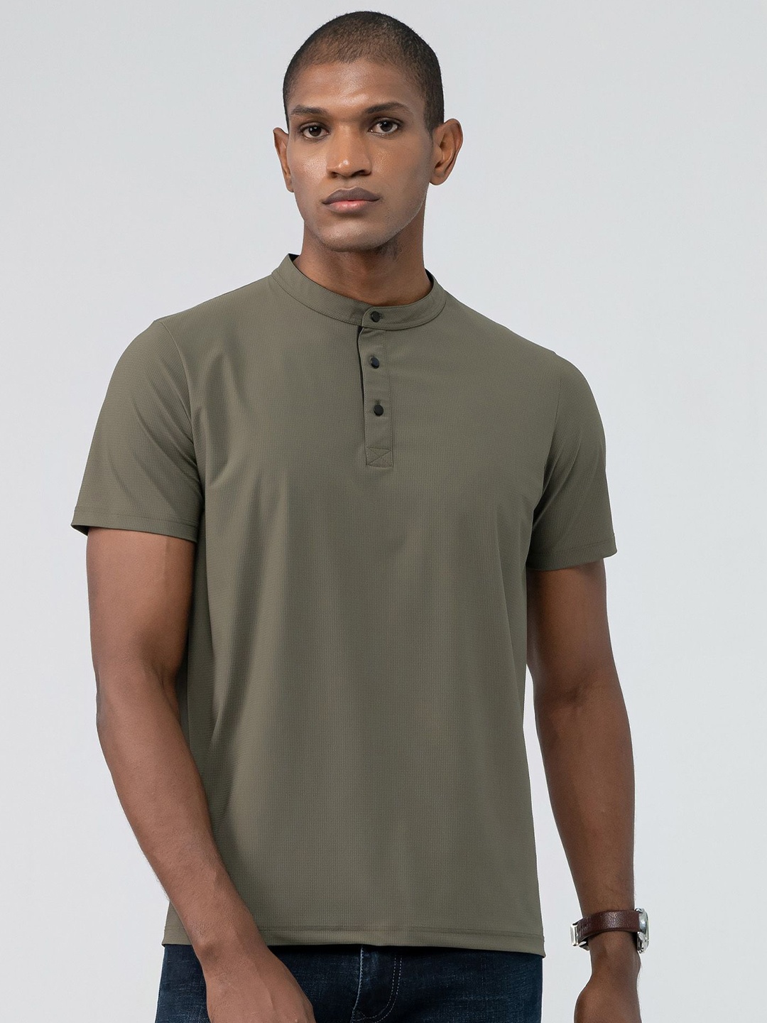 

EDRIO Men Solid Henley Neck Cotton Slim Fit T-shirt, Olive