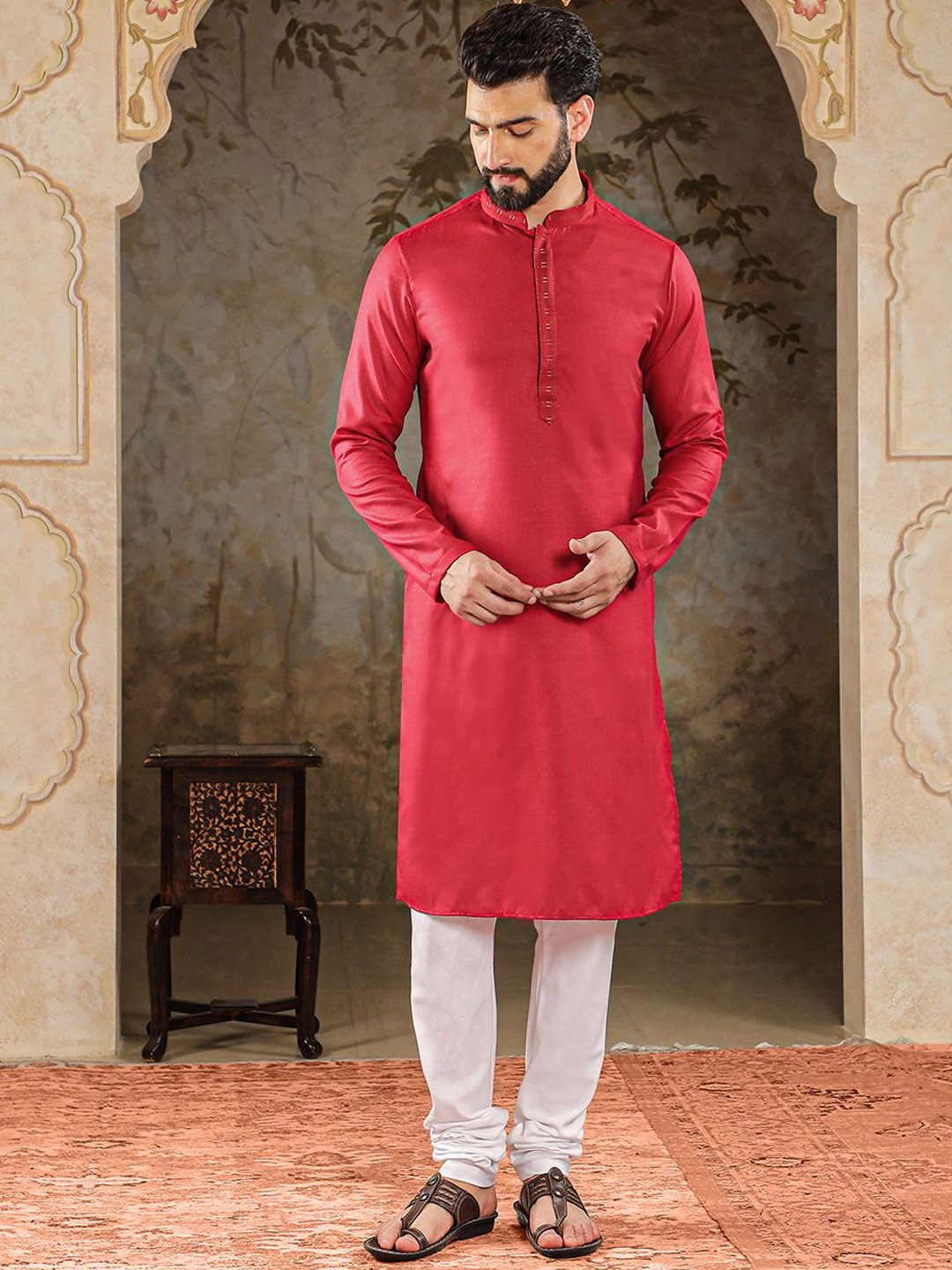 

HOUSE OF DEYANN Mandarin Collar Straight Kurta with Churidar, Red