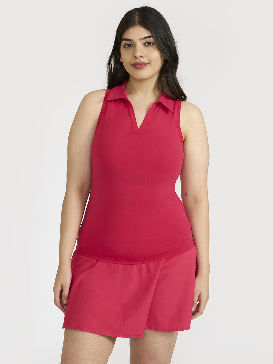 

Hunnit Women Plus Size Polo Neck Tank Top with Attached Sports Bra, Red