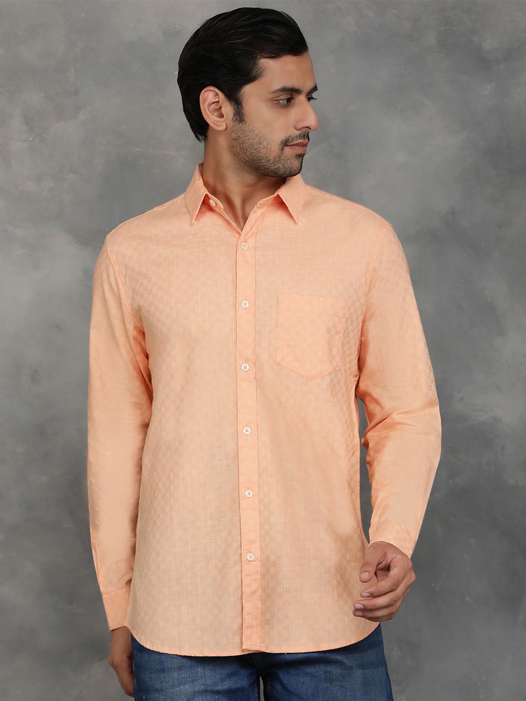 

JADE BLUE Men Spread Collar Micro Checked Cotton Slim Fit Casual Shirt, Peach