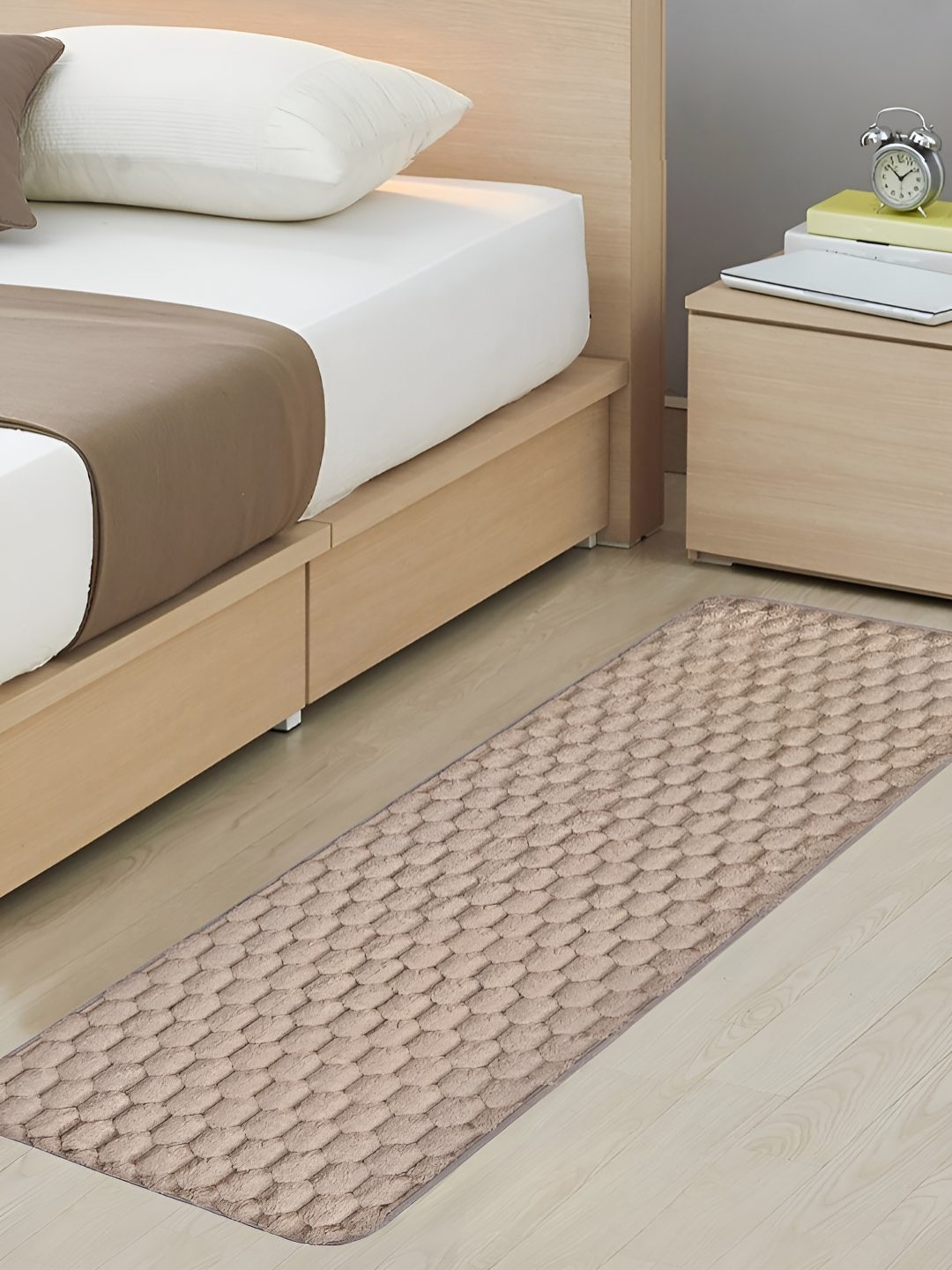 

FABINALIV Beige Geometric Cotton Bedside Runner