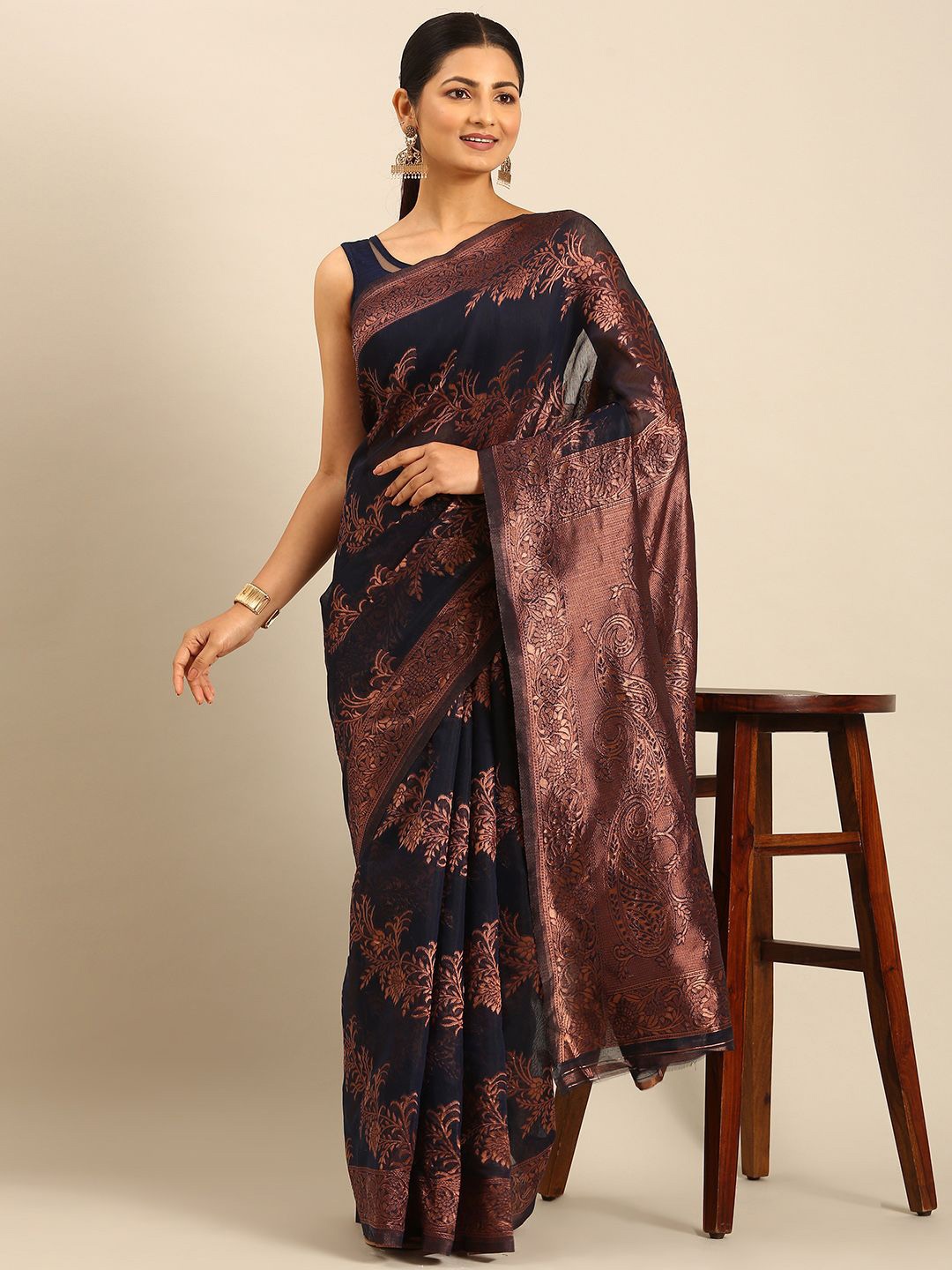 

Ishin Ethnic Motifs Woven Design Zari Saree, Navy blue