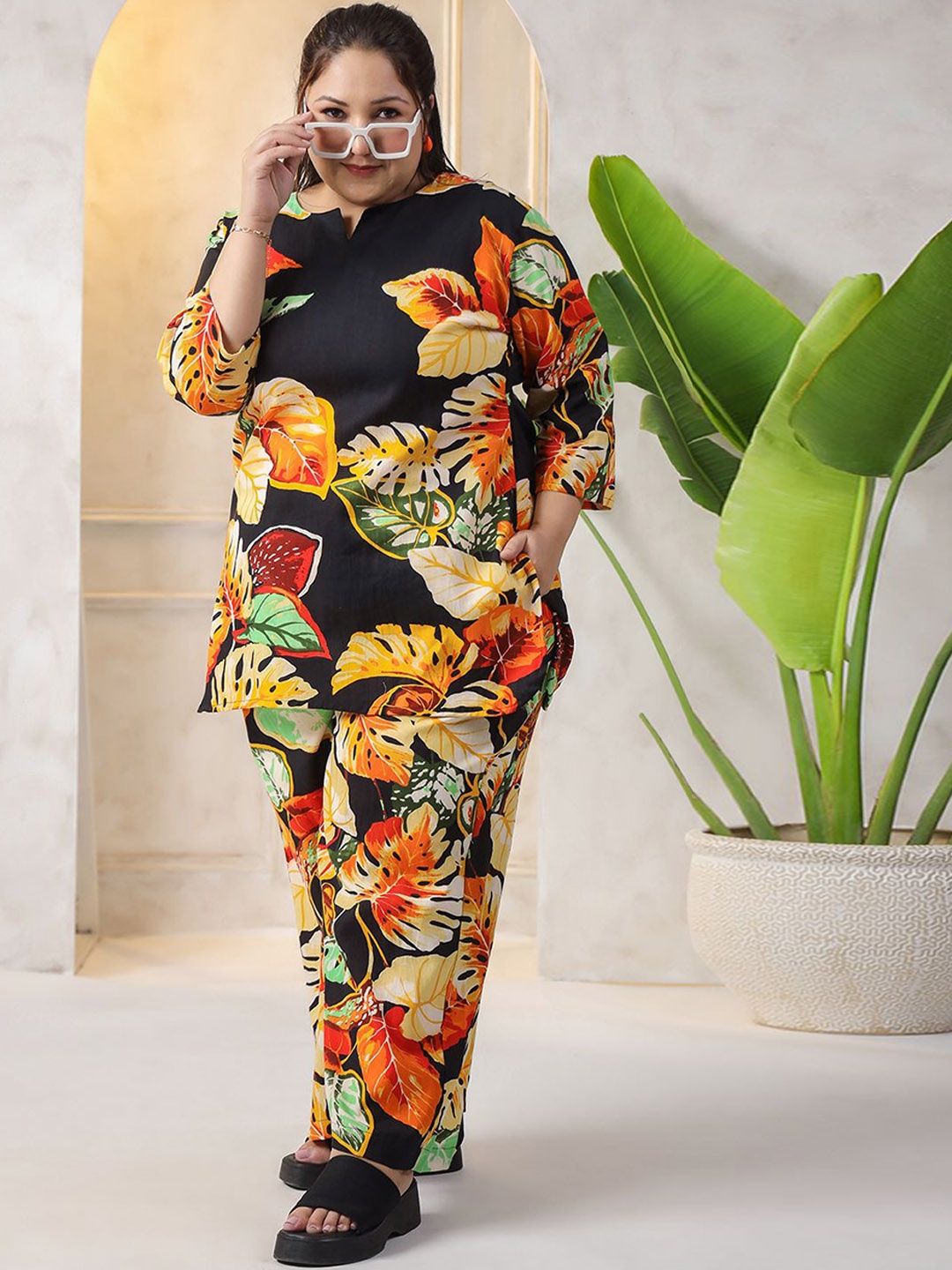

LALI JAIPUR Plus Size Floral Printed Pure Cotton Tunic With Trousers, Black