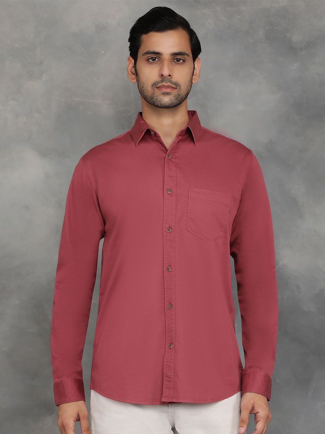 

JADE BLUE Men Spread Collar Solid Cotton Slim Fit Casual Shirt, Maroon
