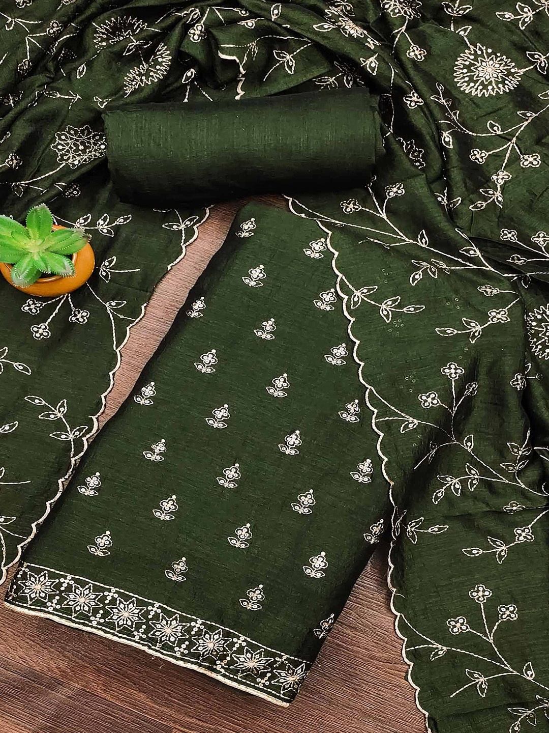 

Peachmode Embroidered Unstitched Dress Material, Green