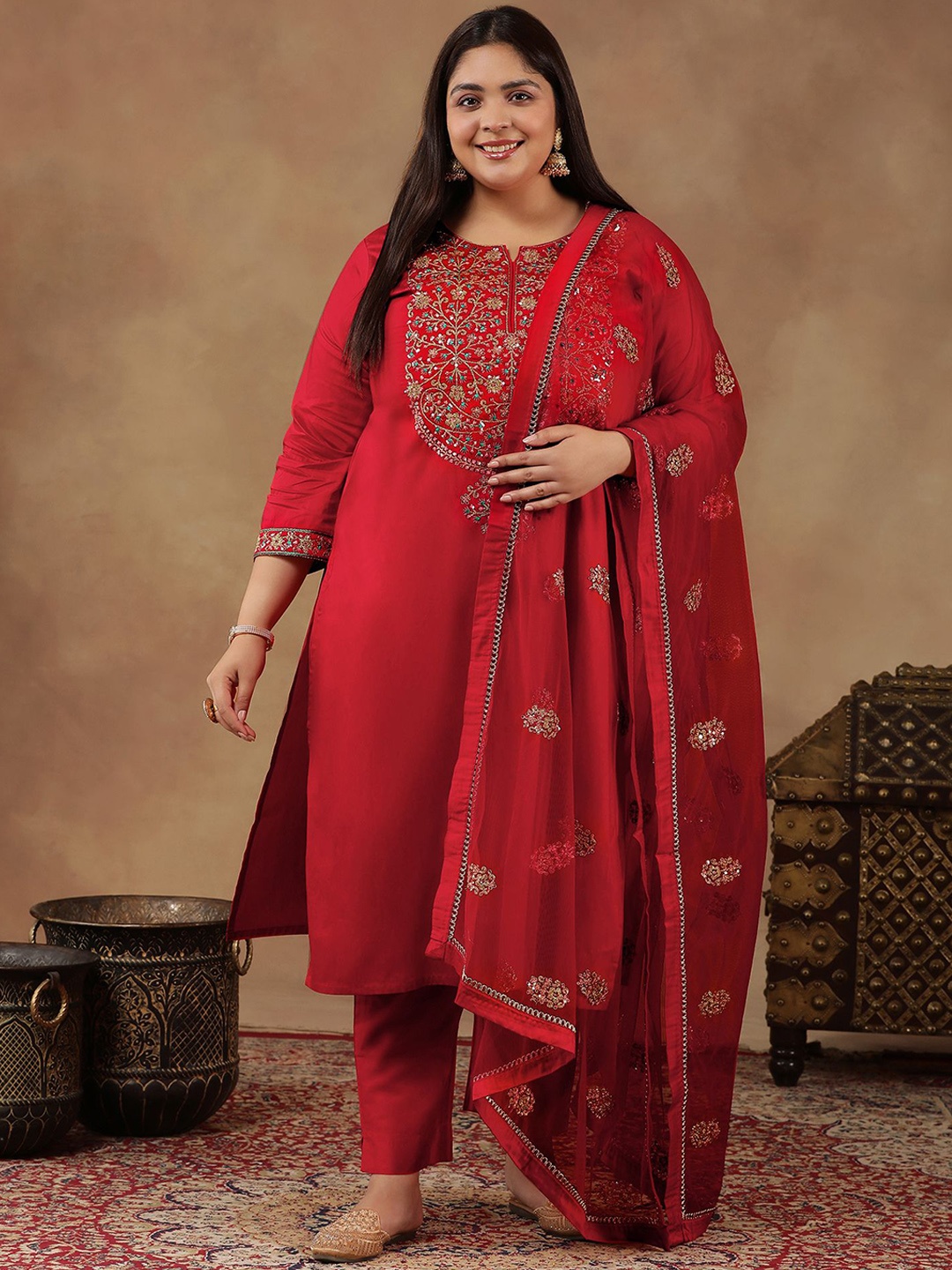 

INDDUS PLUS Floral Embroidered Zari Straight Kurta with Trousers & Dupatta, Red