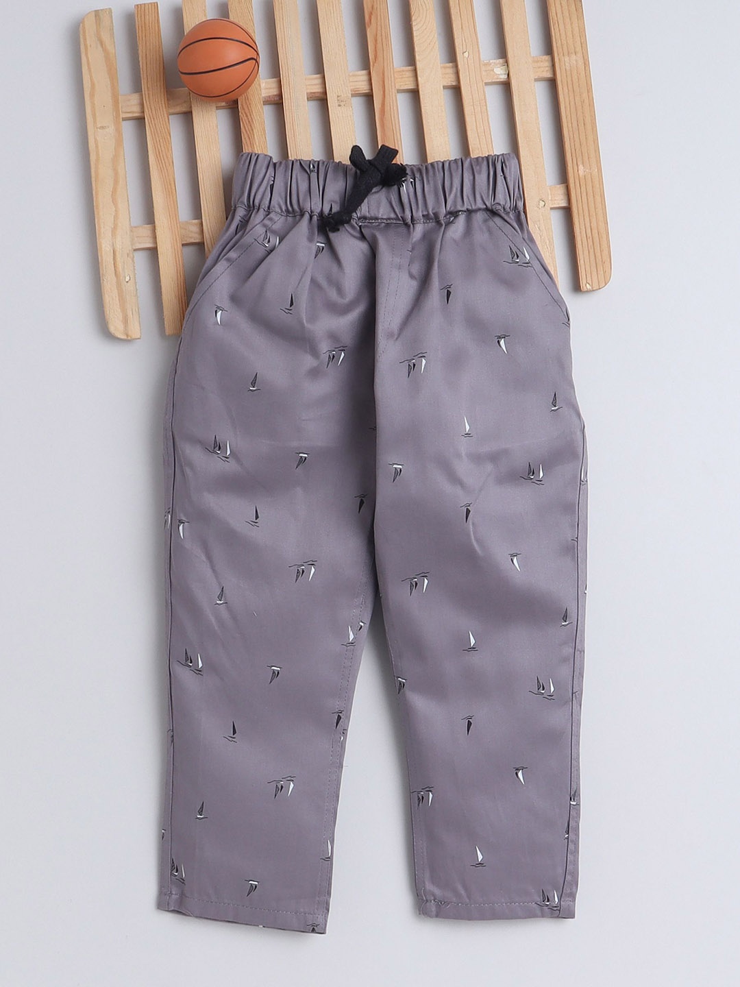 

BAATCHEET Kids Printed Self Design Pure Cotton Mid-Rise Track Pant, Grey