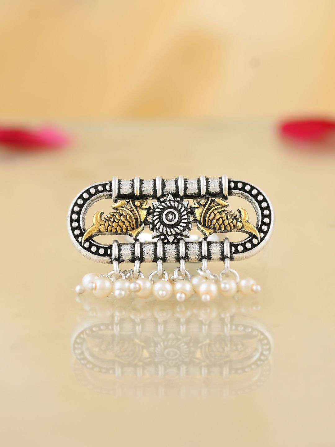 

Voylla Silver-Plated Beaded Qasbah Matsya Oxidised Two Tone Ring