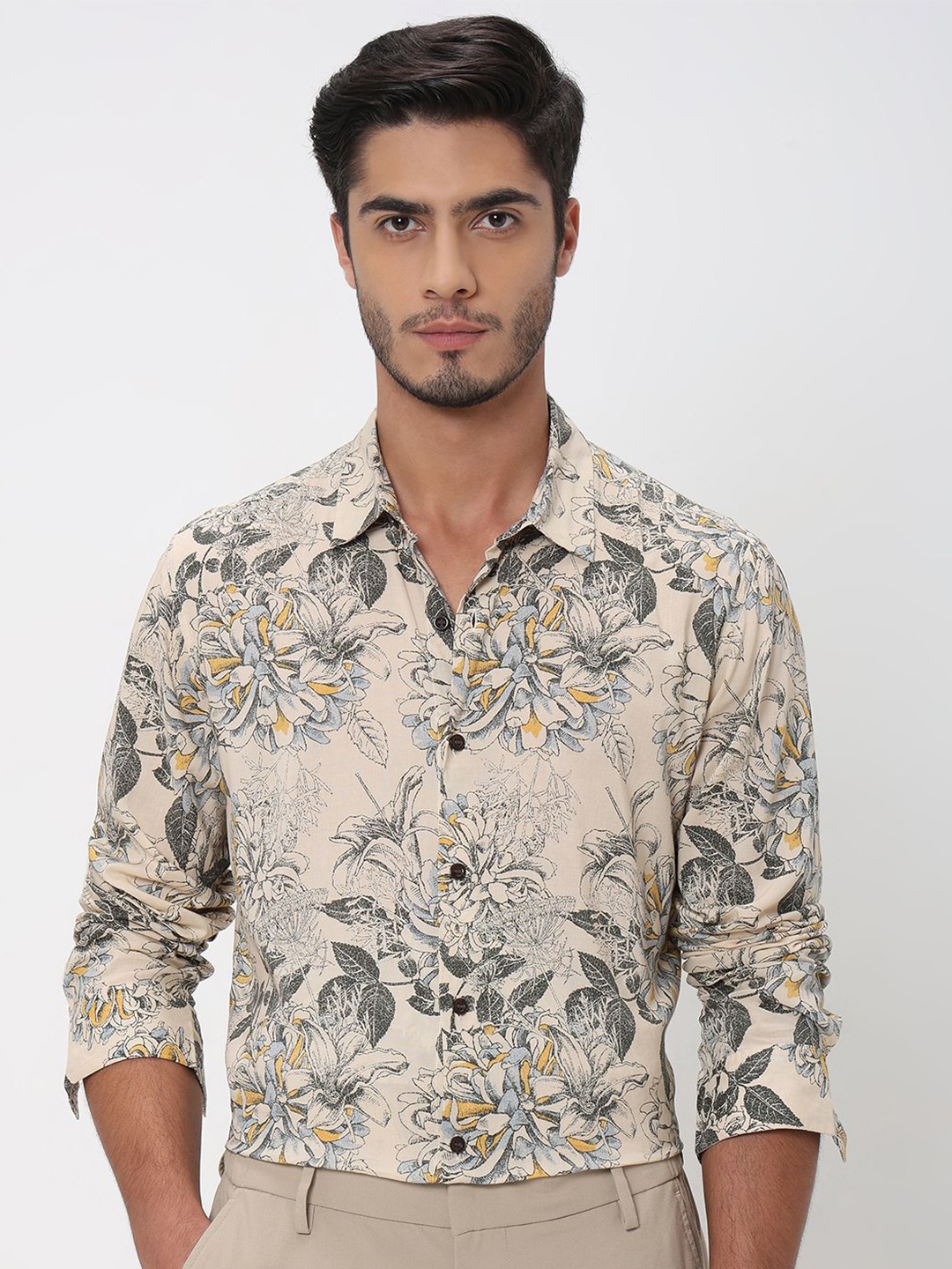 

Mufti Men Spread Collar Floral Printed Cotton Slim Fit Casual Shirt, Beige