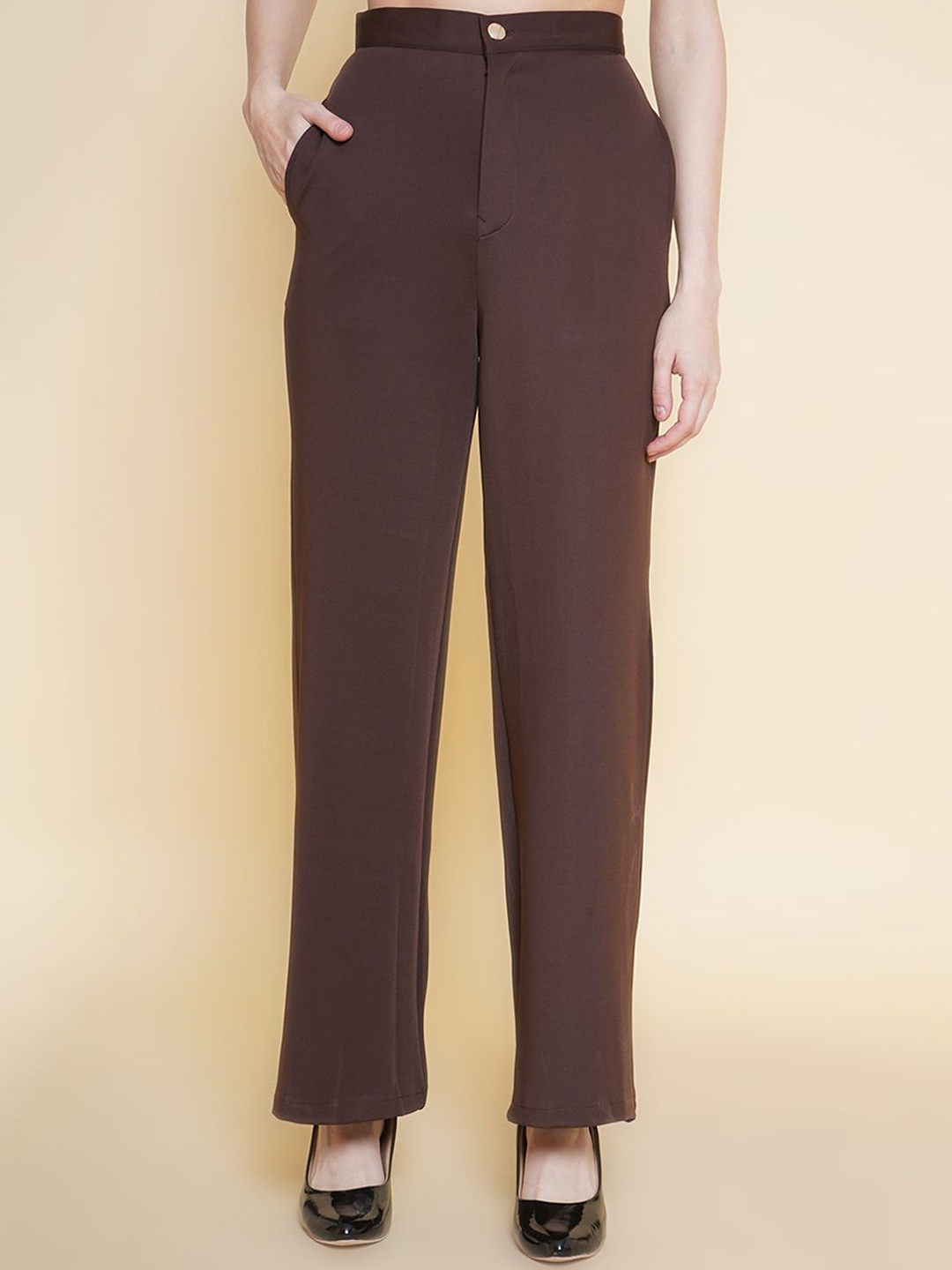 

KATLINE Women Solid Mid-Rise Relaxed Trousers, Brown