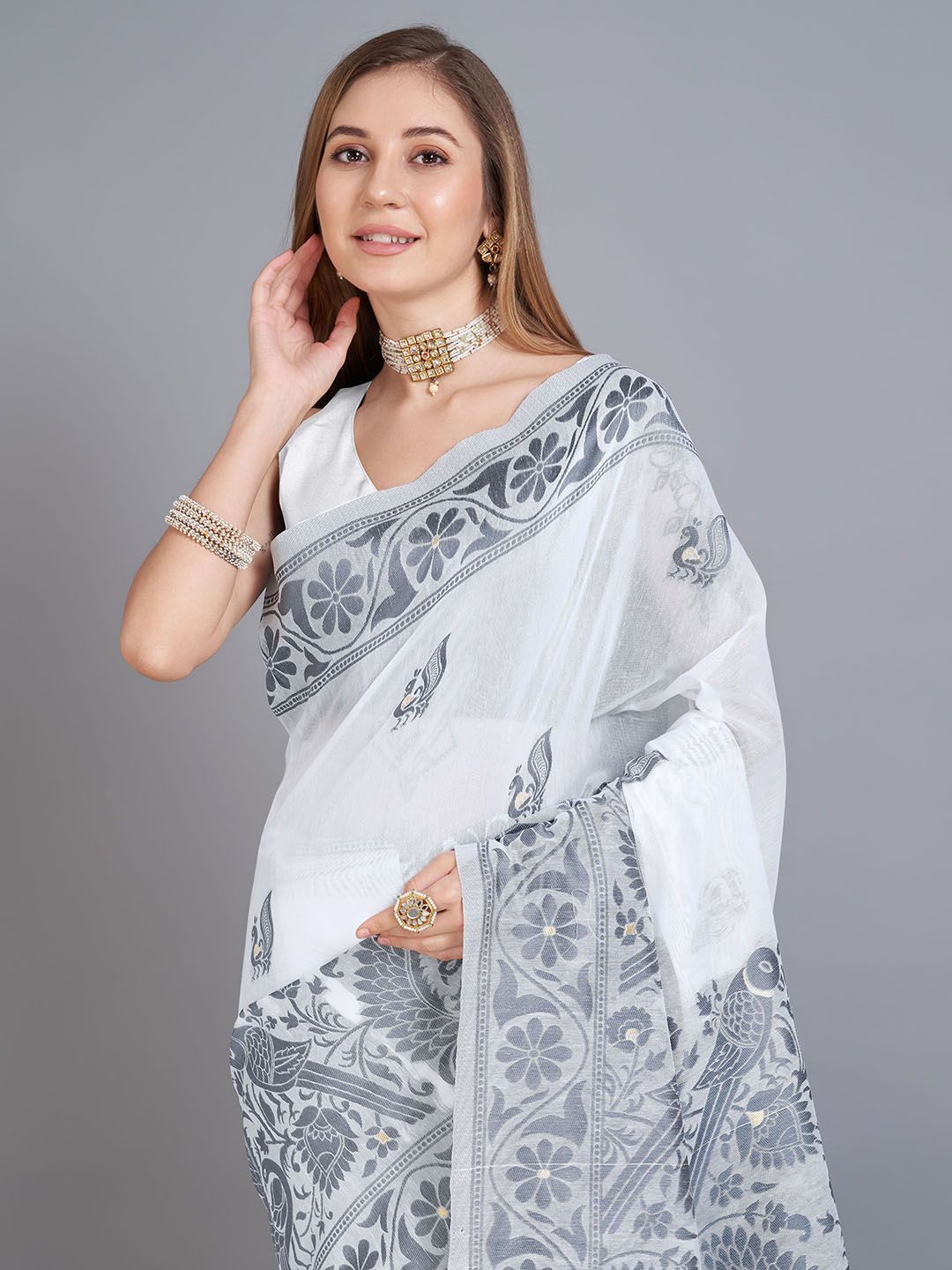 

NIWAA Woven Design Saree, White