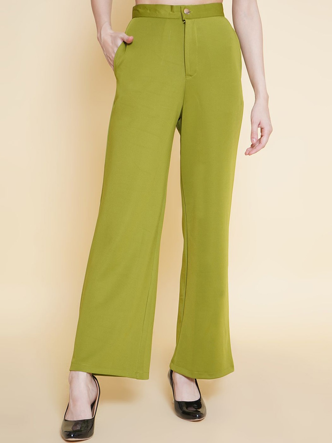 

KATLINE Women Solid Mid-Rise Relaxed Fit Trousers, Green
