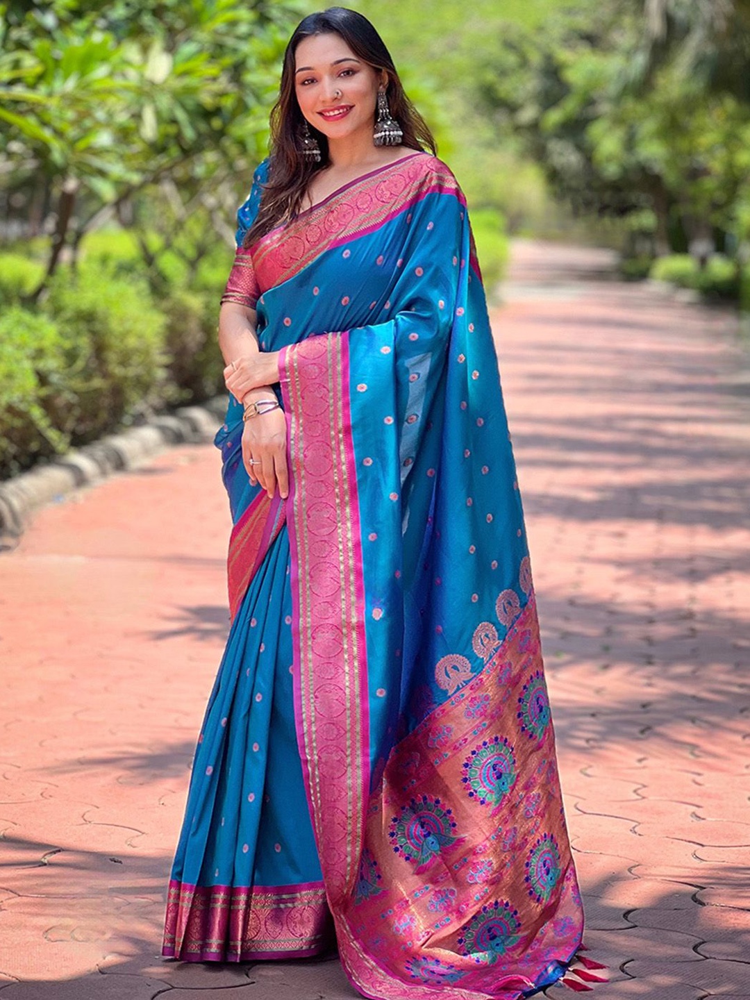 

Ishin Woven Design Zari Paithani Saree, Blue