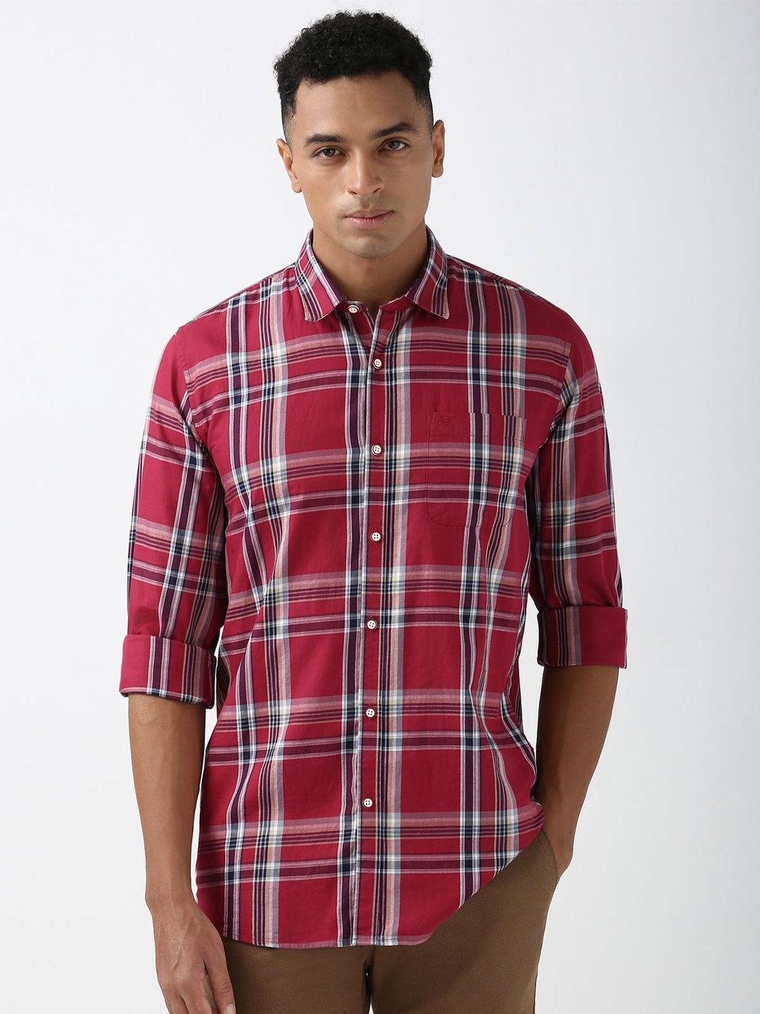 

Peter England Casuals Men Spread Collar Tartan Checked Cotton Slim Fit Casual Shirt, Maroon