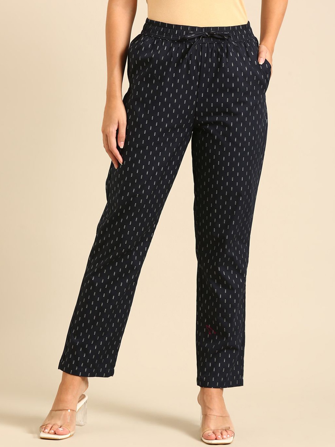 

De Moza Women Printed Pleated Trousers, Navy blue