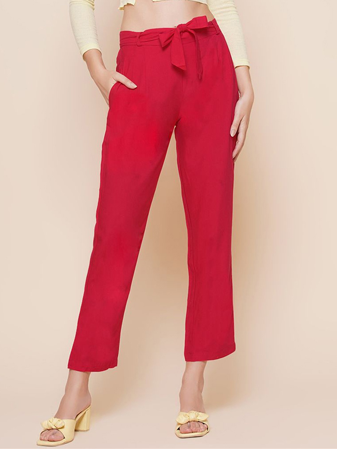 

KATLINE Women Solid Relaxed High-Rise Trousers, Red