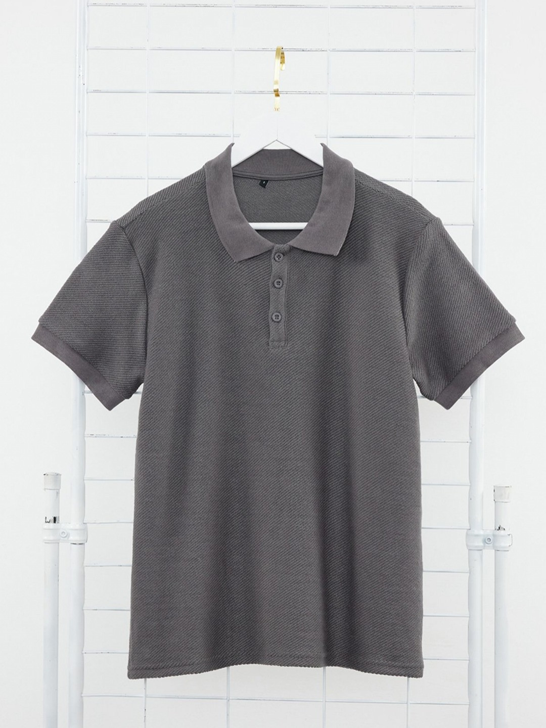 

Trendyol Men Checked Polo Collar T-shirt, Na