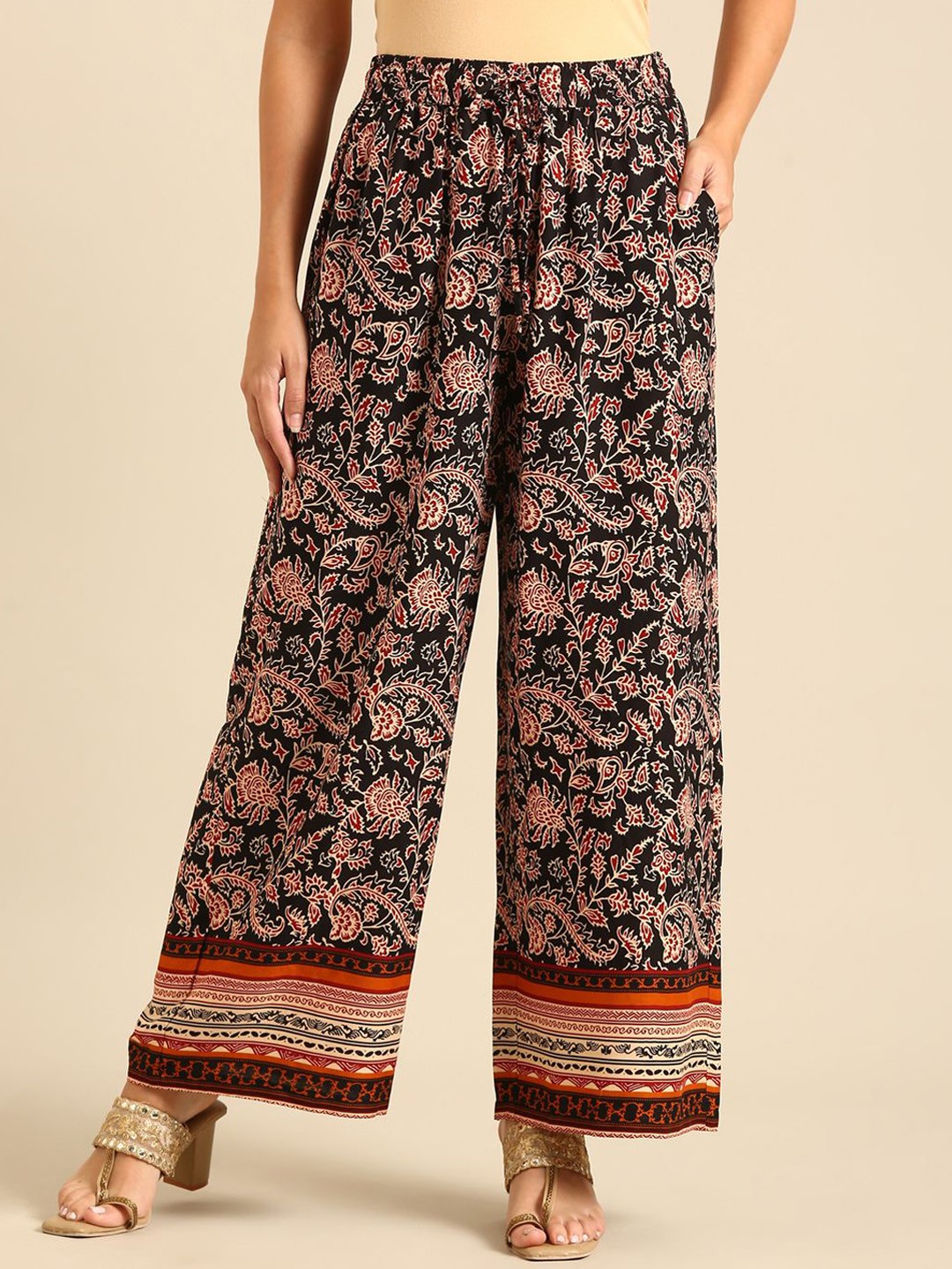 

De Moza Women Floral Printed Trousers, Black