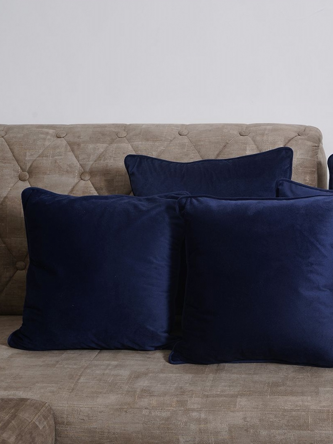 

Aura Navy Blue 5 Pieces Velvet Square Cushion Covers