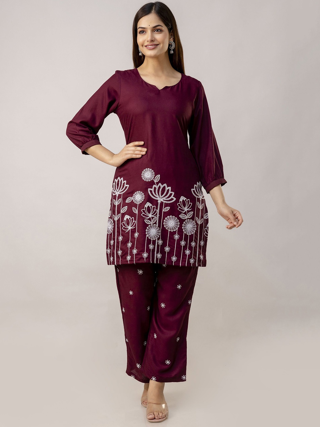 

TRENDSWILL Floral Embroidered Thread Work Straight Kurta with Trousers, Maroon