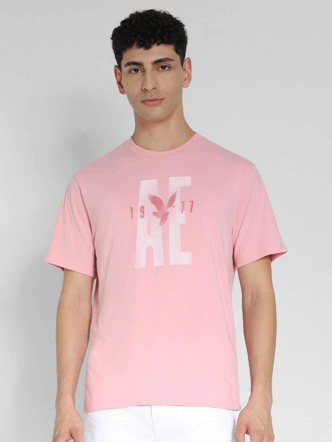 

AMERICAN EAGLE OUTFITTERS Men Graphic Printed Round Neck Cotton T-shirt, Pink